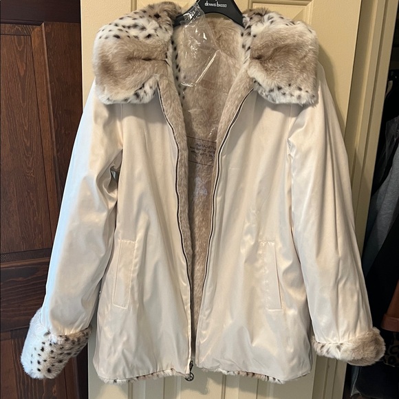Dennis Basso Reversible Spotted Cream and Tan Faux Fur Jacket - Picture 4 of 5
